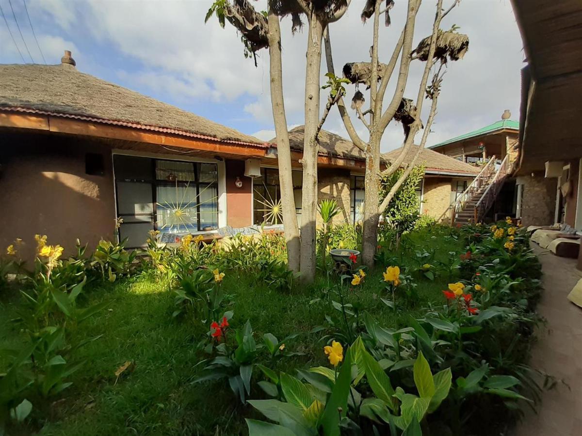 גונדר Lodge Du Chateau מראה חיצוני תמונה