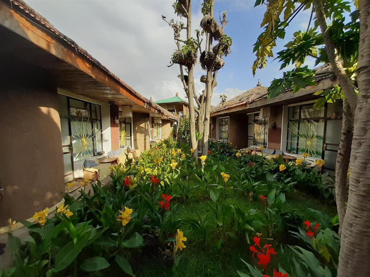 גונדר Lodge Du Chateau מראה חיצוני תמונה